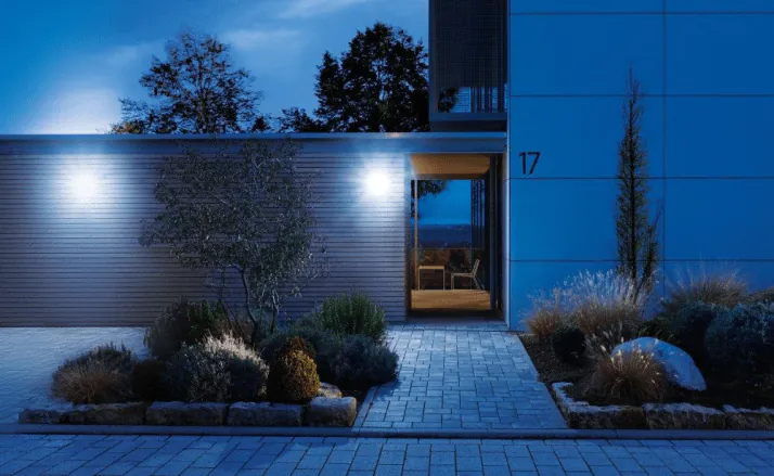 eclairage led detecteur exterieur maison